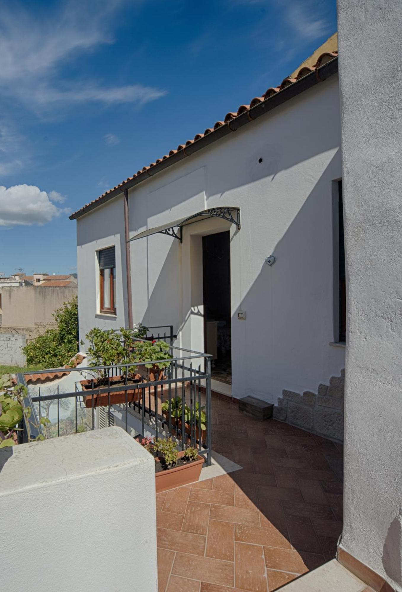 B&B Antica Dimora Όλμπια Εξωτερικό φωτογραφία